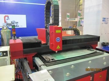500W 1500 এক্স 3000 শীট প্লেটের জন্য CNC ফাইবার লেসার কাটন মেশিন